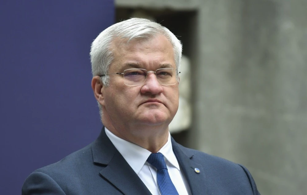Міністр закордонних справ України Андрій Сибіга під час брифінгу