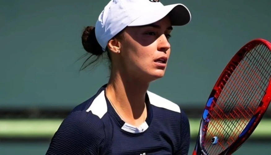 Ангеліна Калініна та Даяна Ястремська під час виступів на турнірі WTA 1000 в Ухані.