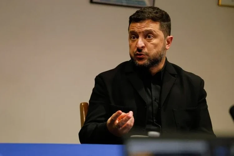 Президент України Володимир Зеленський в інтерв'ю Пірсу Моргану назвав оцінку щомісячних втрат російської армії